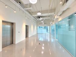 Oxley Tower (D1), Office #626846971